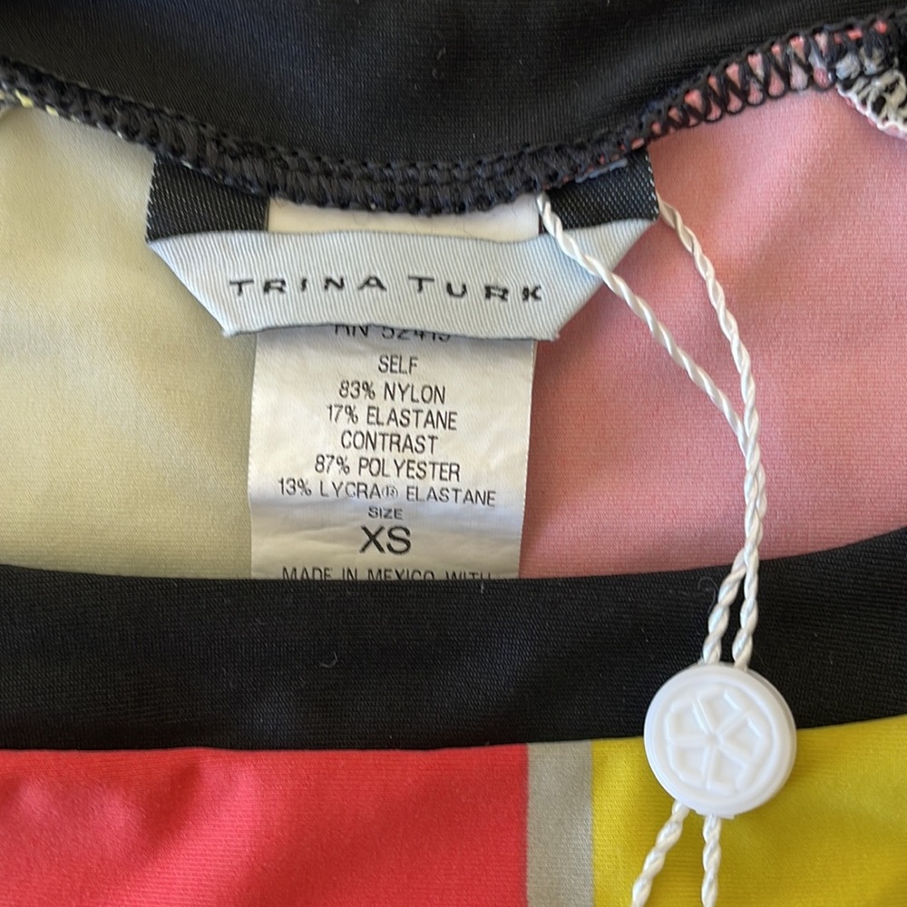women’s Trina Turk swim top size xs - Picture 3 of 5